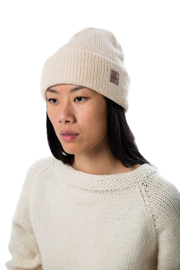 Skandinavische Merinowolle-Mütze "C"