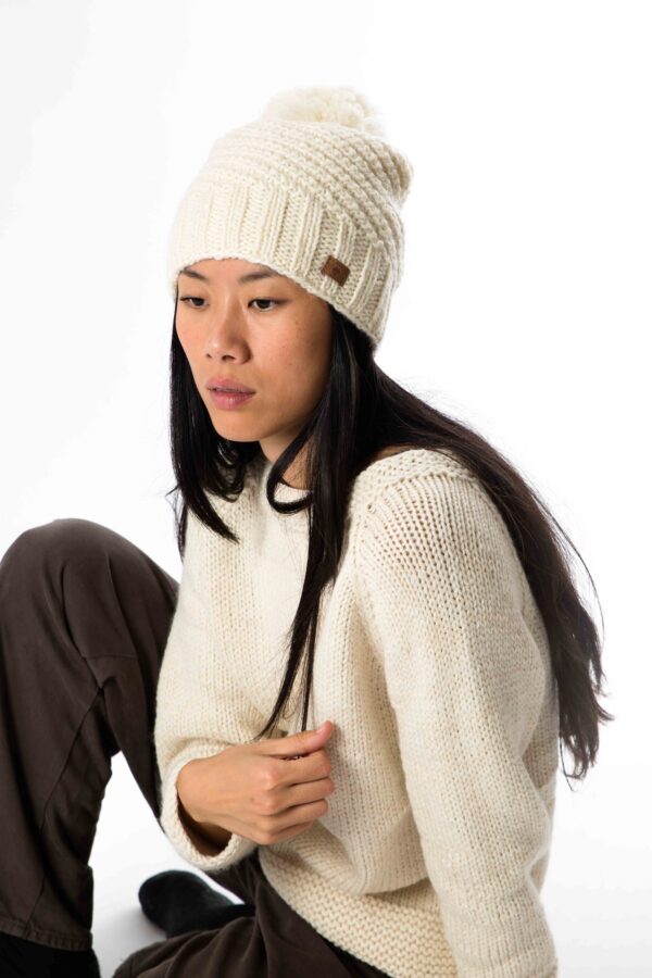 Skandinavische Wollmütze Strickmuster "Duchess" 100% Lammwolle mit Fleece