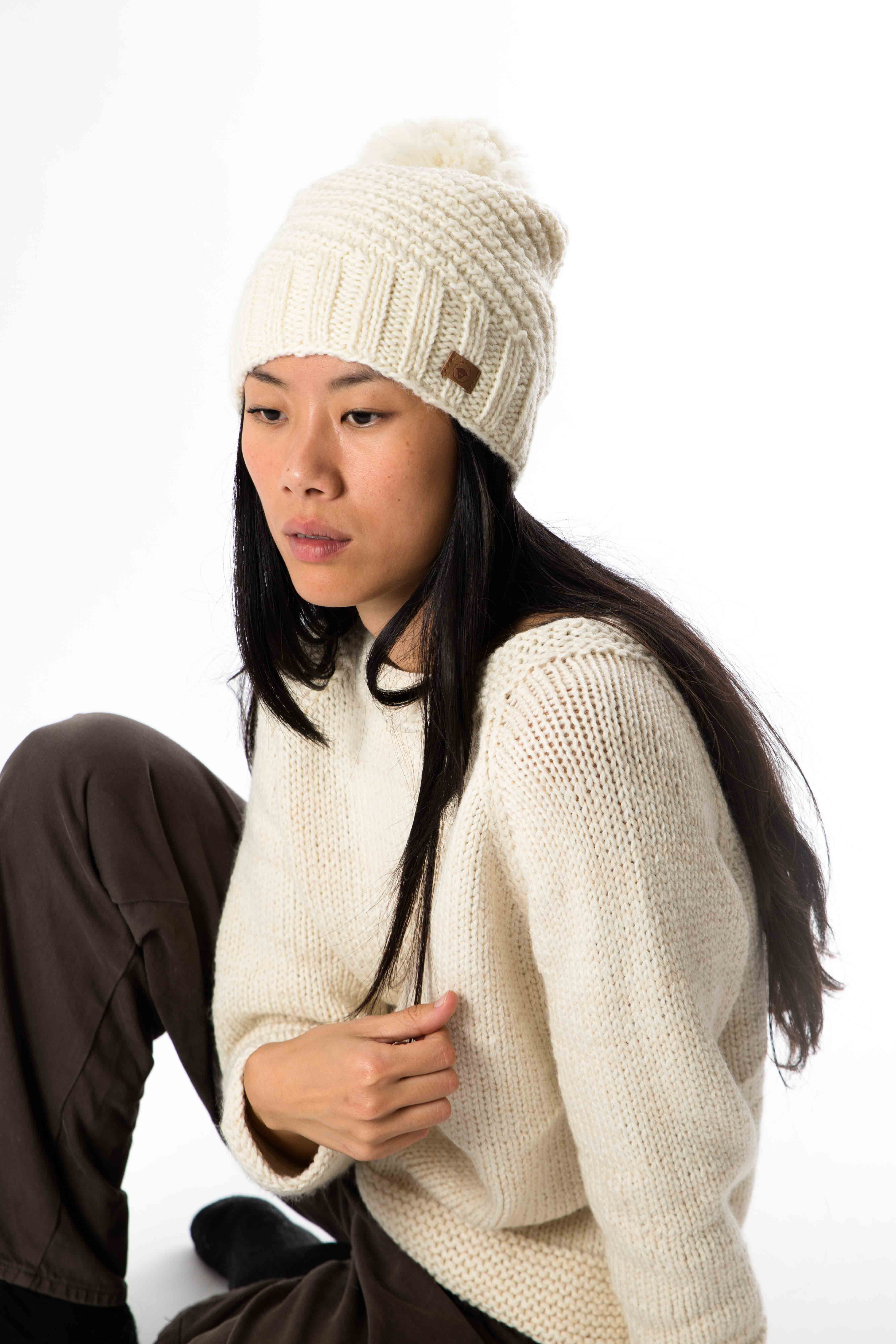 Skandinavische Wollmütze Strickmuster "Duchess" 100% Lammwolle mit Fleece