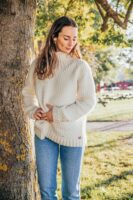 Skandinavischer Merinowolle-Pullover "Butterfly" Rollkragen Handgestrickt