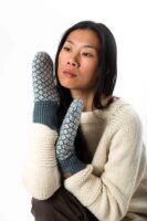 Skandinavische Wollstrickhandschuhe mit Rautenmuster "Iris" Merinowolle