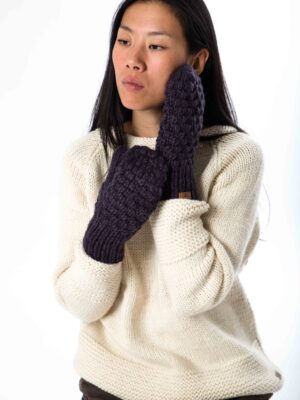 Queen mittens aubergine