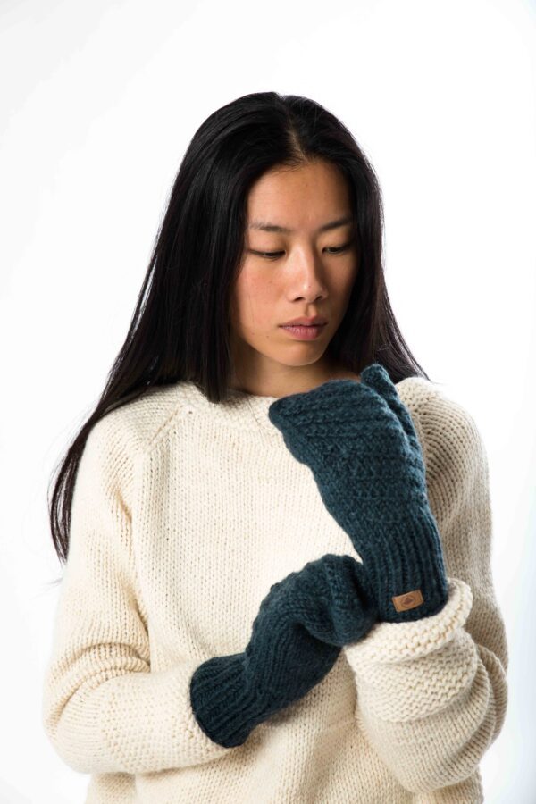 Skandinavische Wollhandschuhe Strickmuster "Duchess"