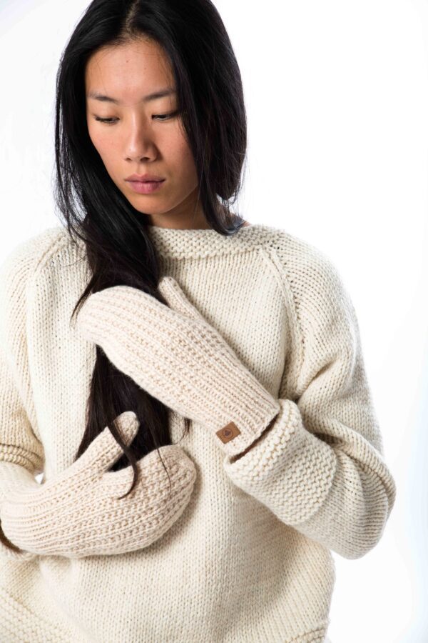 Skandinavische Wollhandschuhe Strickmuster "Duchess"