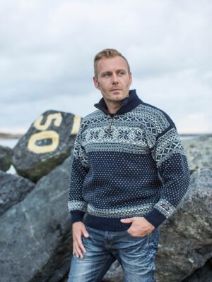 Norweger Pullover "Morten" Schneeflocken Muster, 100 % Schurwolle