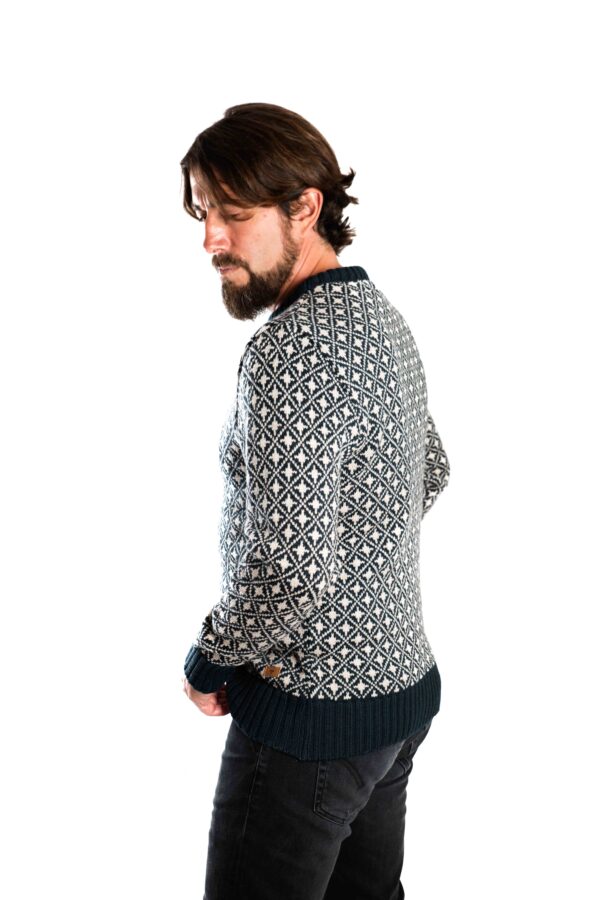 Skandinavischer Merinowolle-Pullover "Bjørn" MIDNIGHT BLUE