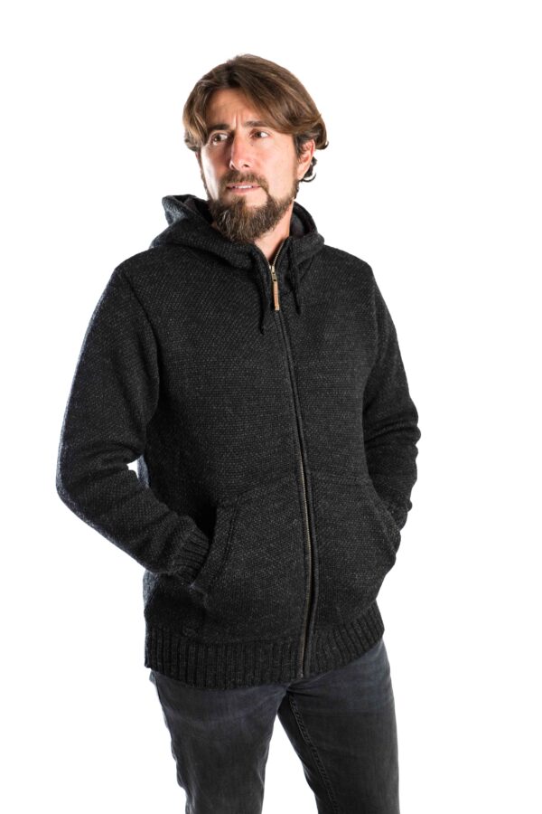 Skandinavische Hoodie-Strickjacke "DAI"