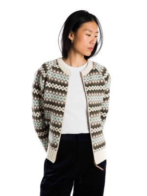 Hazel skandinavische Rundhals Strickjacke Blau_Front 2