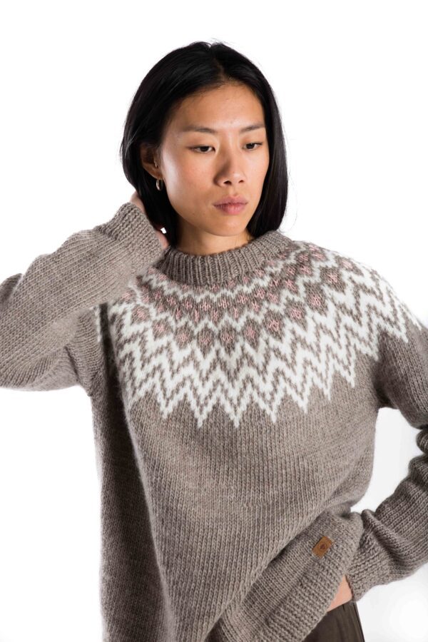 Merinowolle Norwegermuster Pullover "Che Che" Handgestrickt