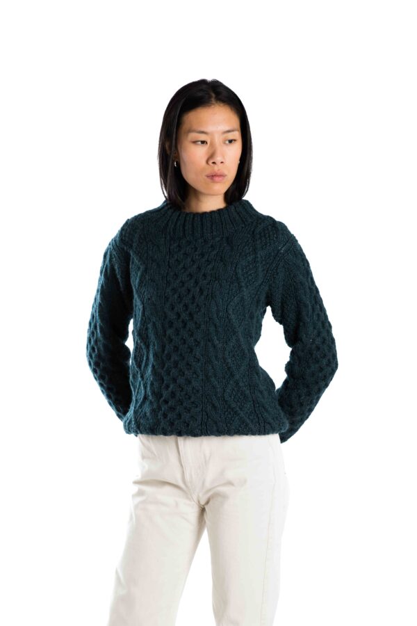 Kuscheliger Norwegerstil Strickpullover "Princess" Merinowolle, Handgestrickt CREME / INDIGO