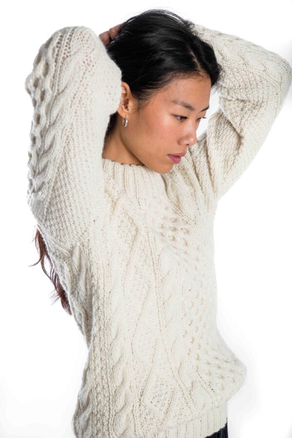 Kuscheliger Norwegerstil Strickpullover "Princess" Merinowolle, Handgestrickt CREME / INDIGO