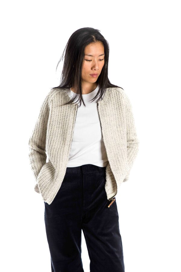 Handgestrickter Woll-Cardigan "Sol" Multicolor / Creme weiss