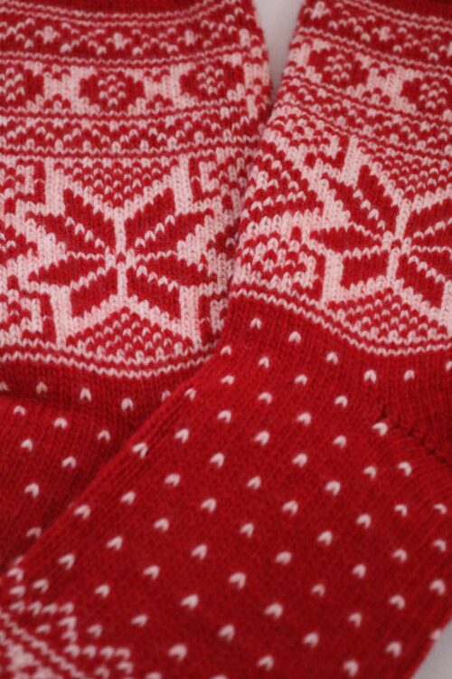 Skandinavische Wollsocken "Hyggesokker" 60% Lammwolle Schneeflockenmuster