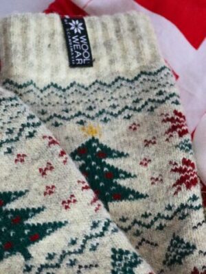 Dänische Weihnachtssocken "Julesokker" Weihnachtsbaum 80 % Lammwolle